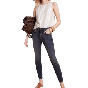 Anthropologie Pilcro, Stet fit size 26 dark grey faded jean